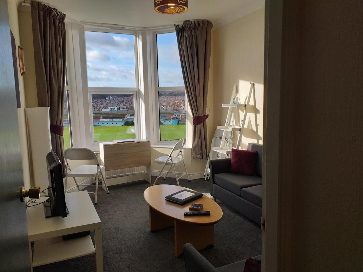 Appartement Cricket Stadium View à Scarborough Extérieur photo